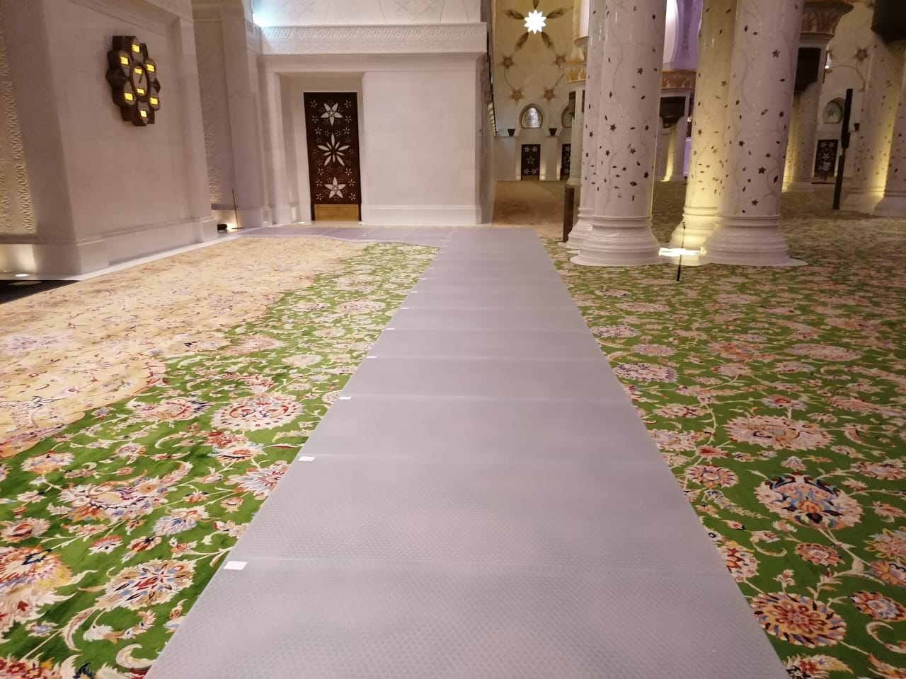 abu-dhabi mosque clear-PEP UV PC floor treatment