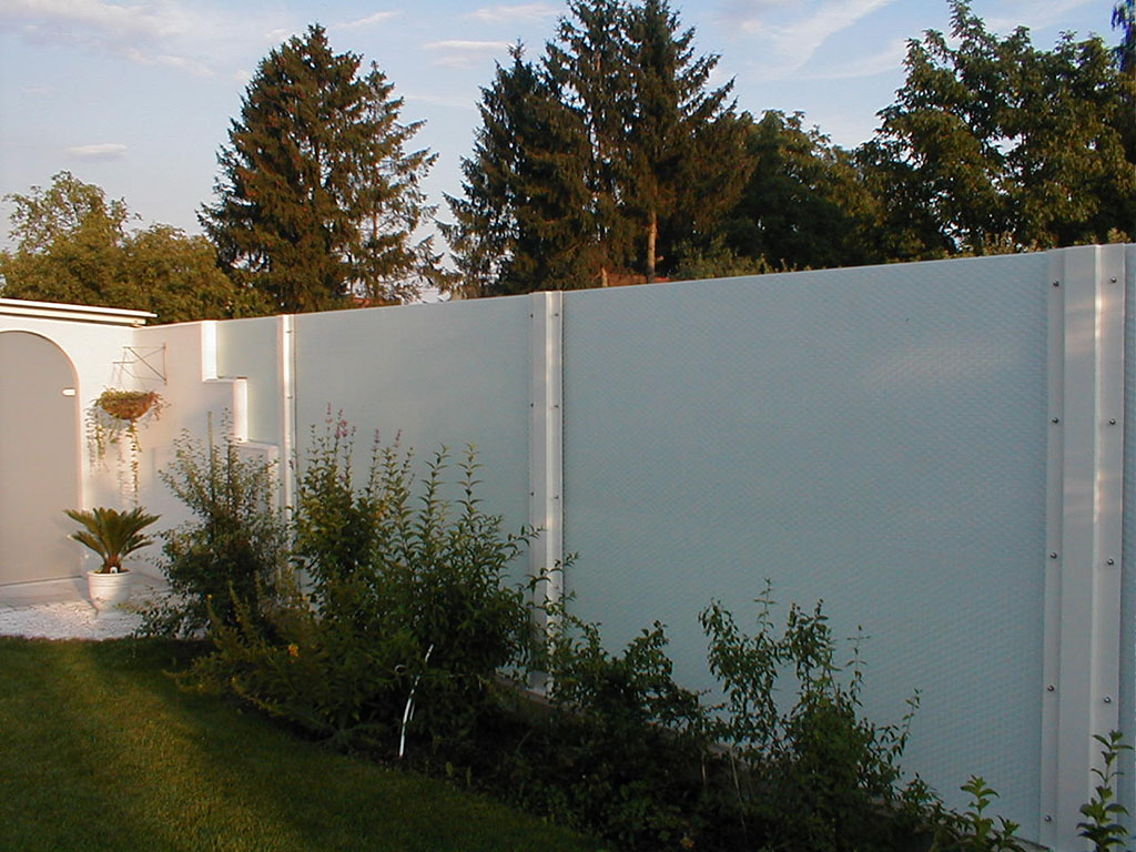 Durable clear-PEP opal fences for garden privacy and style
