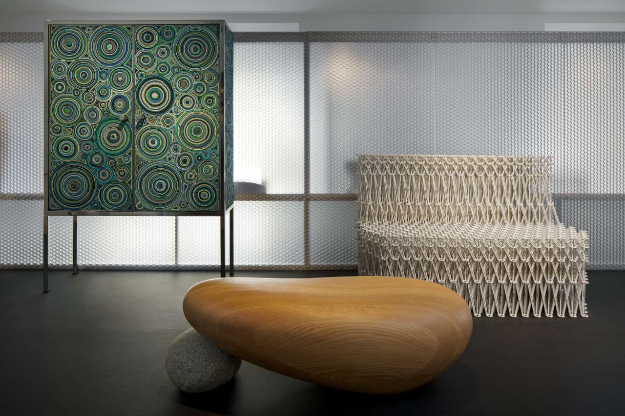 MoxieSurfaces - translucent aluminum honeycomb panels