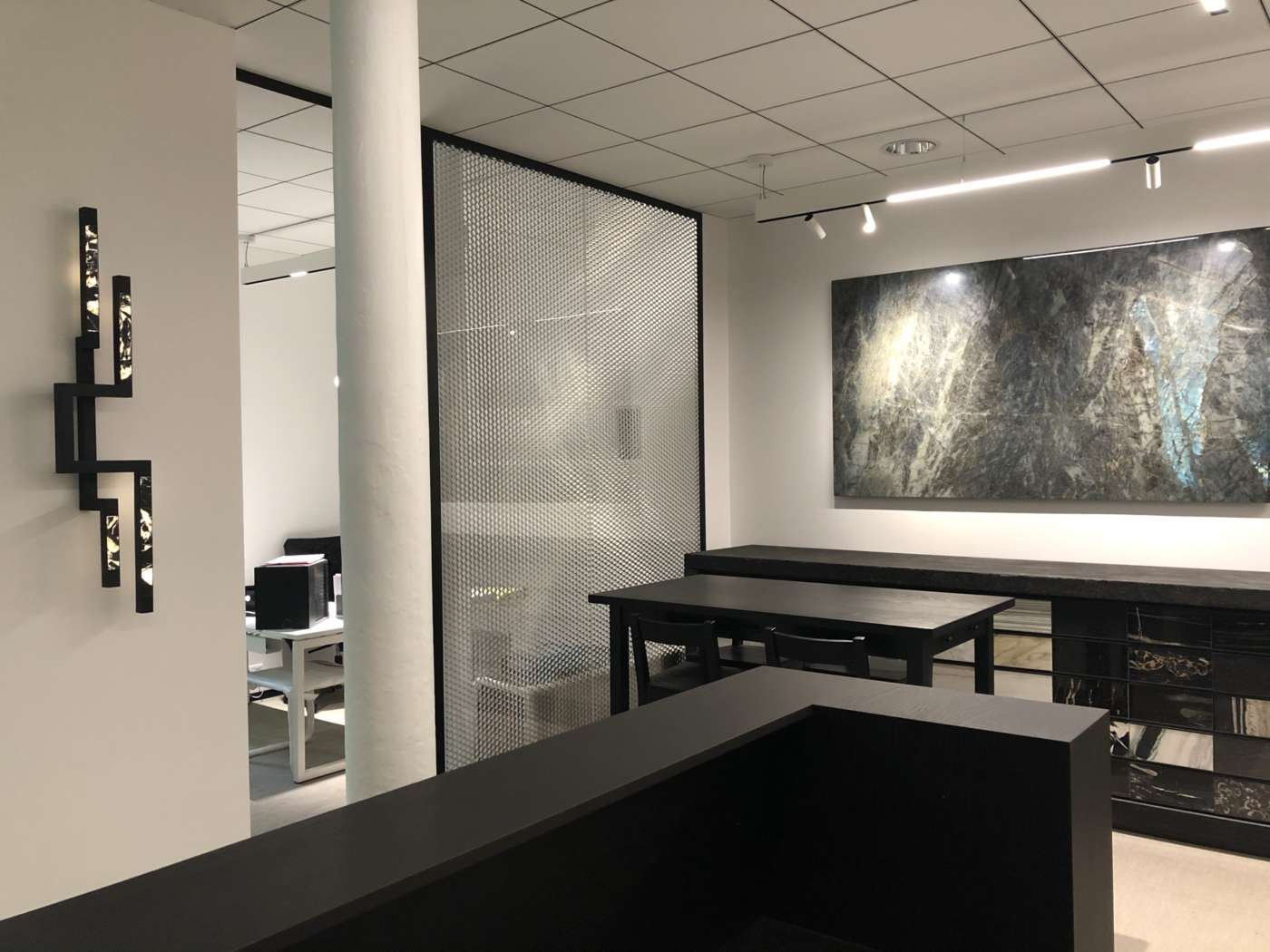 MoxieSurfaces - translucent aluminum honeycomb core panels