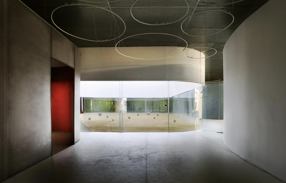 MoxieSurfaces - clear-PEP ECO for translucent interior wall panels