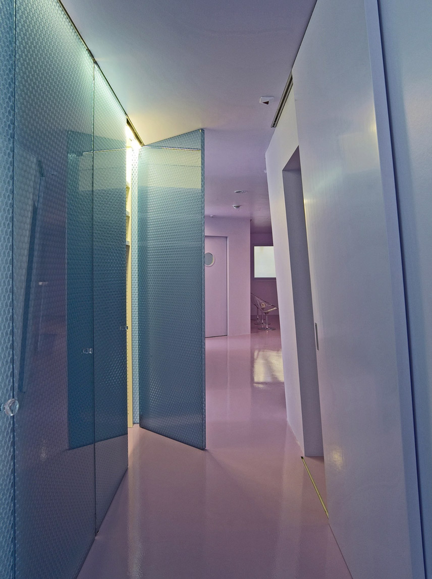 Moxie Surfaces - Honeycomb panels for backlit design