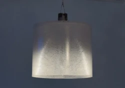 Quiet elegance: acoustic panels with integrated lighting solutions Quiet elegance: acoustic panels with integrated lighting solutions