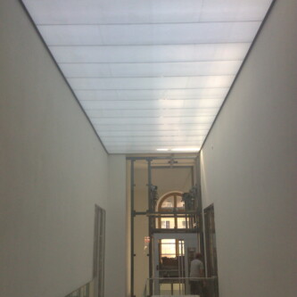 AIR-board satin hallway ceiling: versatile design & ambiance AIR-board satin hallway ceiling: versatile design & ambiance