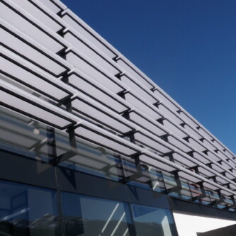 Modern sun shading systems using clear-PEP ECO PC stage MoxieSurfaces - Modern sun shading systems using clear-PEP ECO PC stage