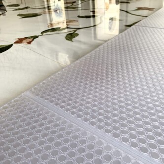 clear-PEP ECO PC stage panels protecting the world’s largest carpet at Sheikh Zayed Grand Mosque MoxieSurfaces - clear-PEP ECO PC stage at Sheikh Zayed Grand Mosque