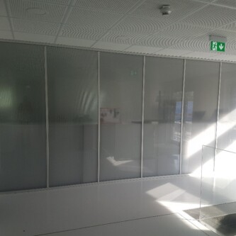Translucent acoustic panels for offices: stylish and functional solutions MoxieSurfaces - AIR-board translucent acoustic panels for offices