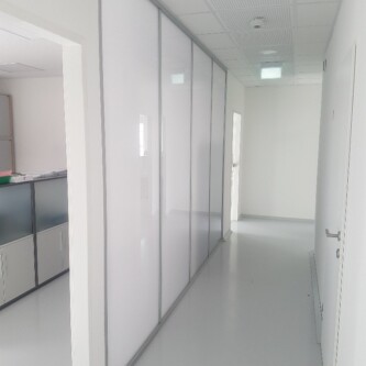 Translucent acoustic panels for offices: stylish and functional solutions MoxieSurfaces - AIR-board translucent acoustic panels for offices