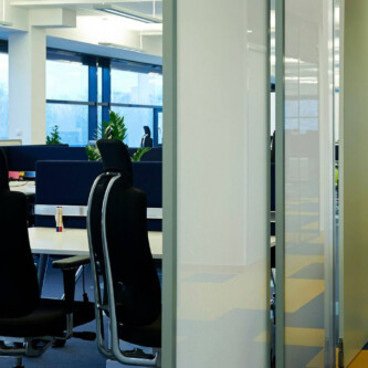 Lightweight honeycomb core polycarbonate panels for office partitions MoxieSurfaces - AIR-board ECO lightweight honeycomb core polycarbonate panels