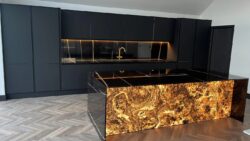 MoxieSurfaces - AIR-board stone light natural stone honeycomb panels
